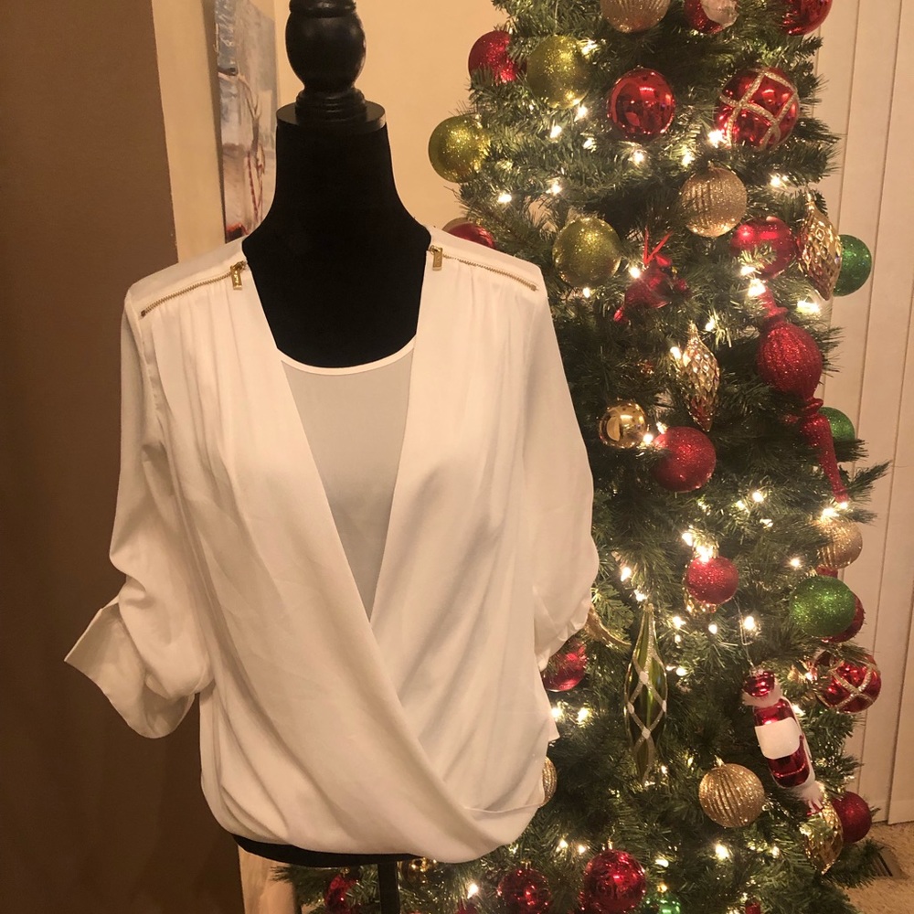 Calvin Klein white top!